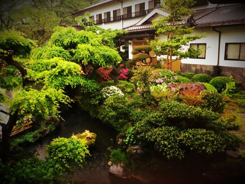 Готель Okumizuma Onsen Kaizuka Екстер'єр фото
