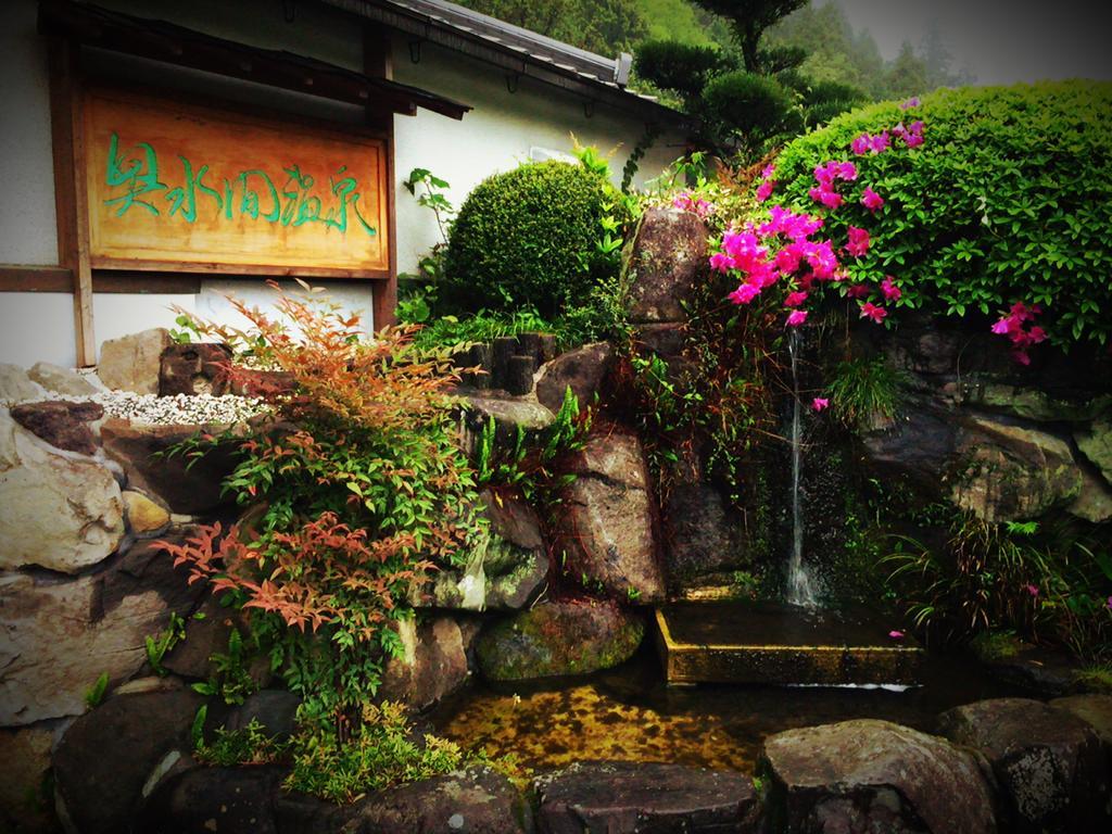 Готель Okumizuma Onsen Kaizuka Екстер'єр фото