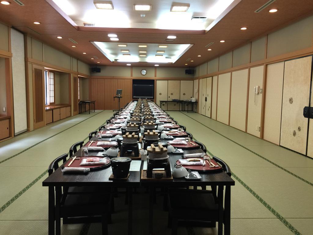 Готель Okumizuma Onsen Kaizuka Екстер'єр фото