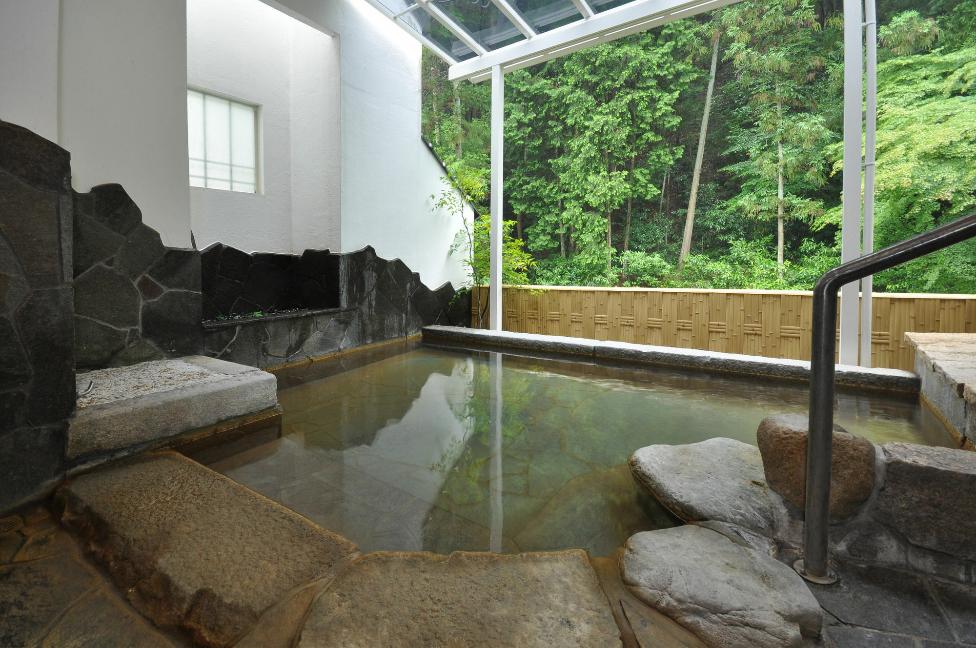 Готель Okumizuma Onsen Kaizuka Екстер'єр фото